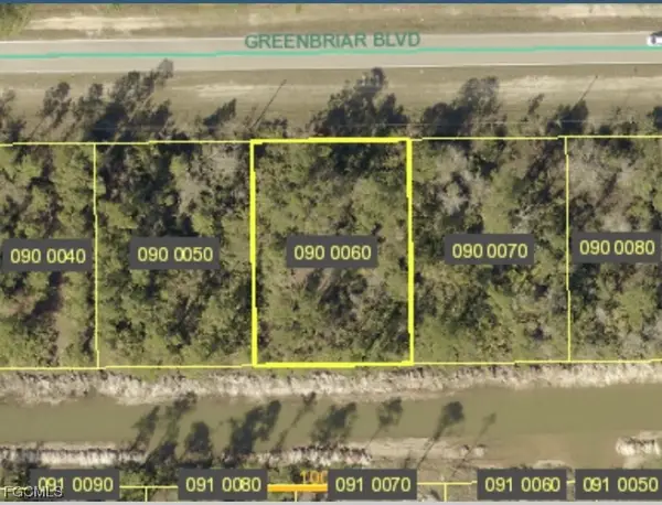 325/327 Greenbriar Boulevard, Lehigh Acres, FL 33972