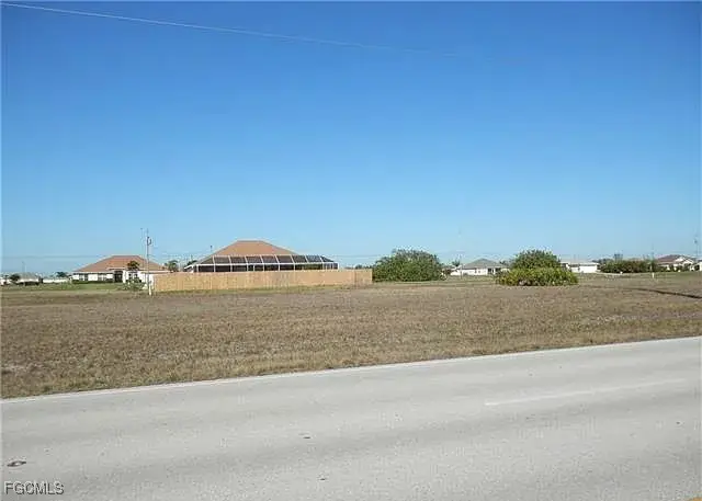 1002 Santa Barbara Boulevard N, Cape Coral, FL 33993 - Image #2