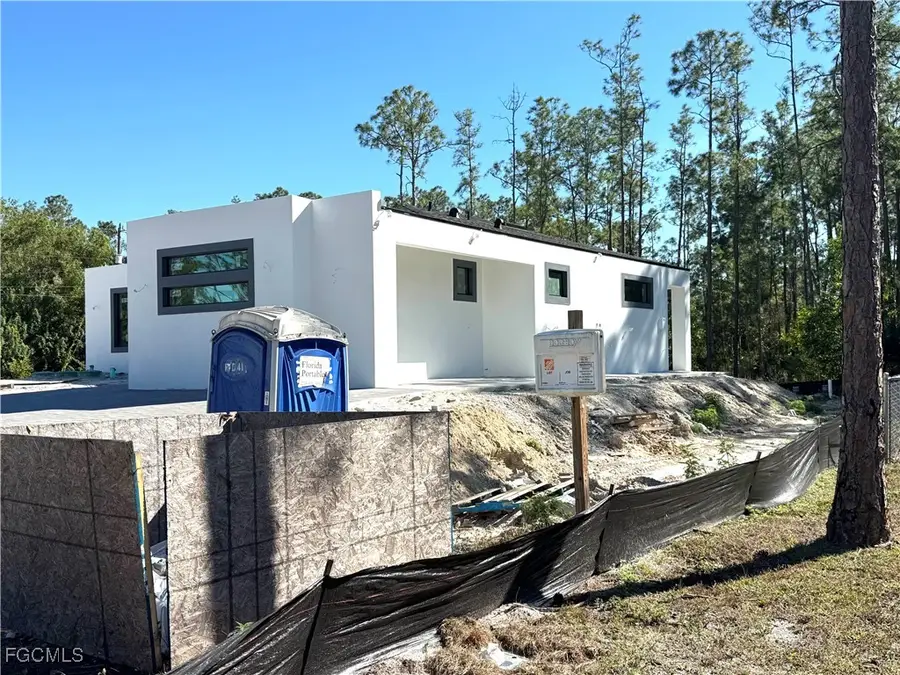 3306 E 2nd Street, Lehigh Acres, FL 33936 - #3