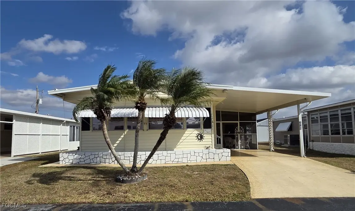 941 Days Lane, North Fort Myers, FL 33917 - #1