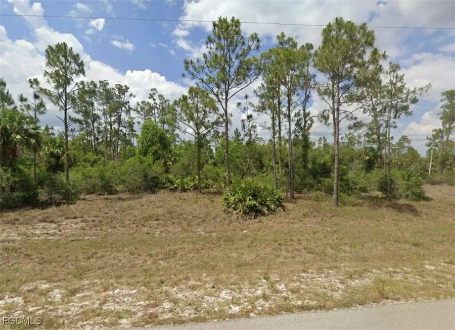 3903 E 23rd Street, Alva, FL 33920 - #2