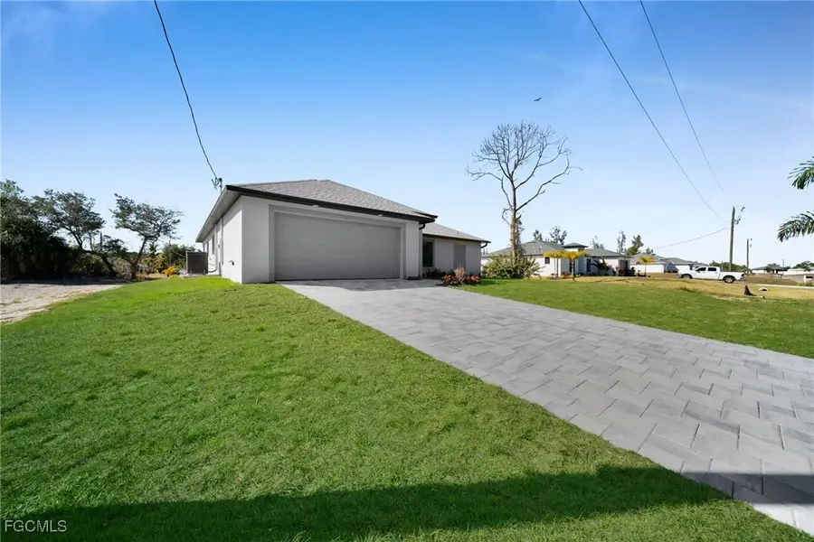 3594 NE 9th Place, Cape Coral, FL 33909 - #2