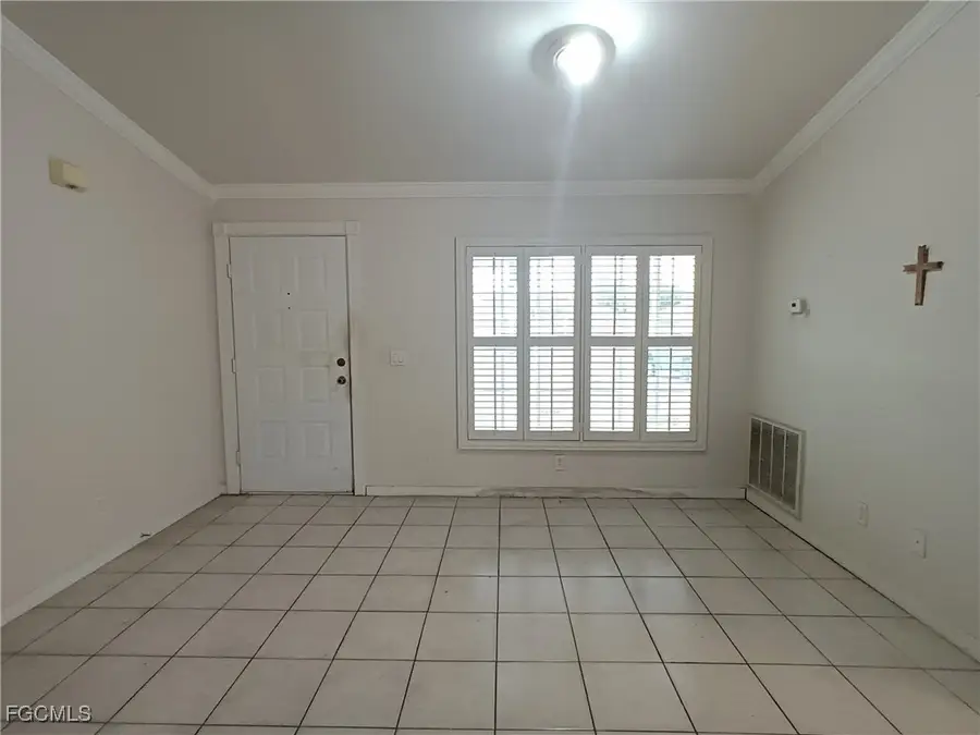 2727 SE 8th Avenue, Cape Coral, FL 33904 - Image #3