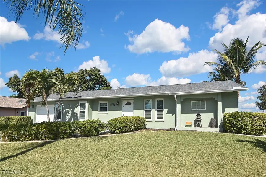 1319 SE 33rd Terrace, Cape Coral, FL 33904 - #2
