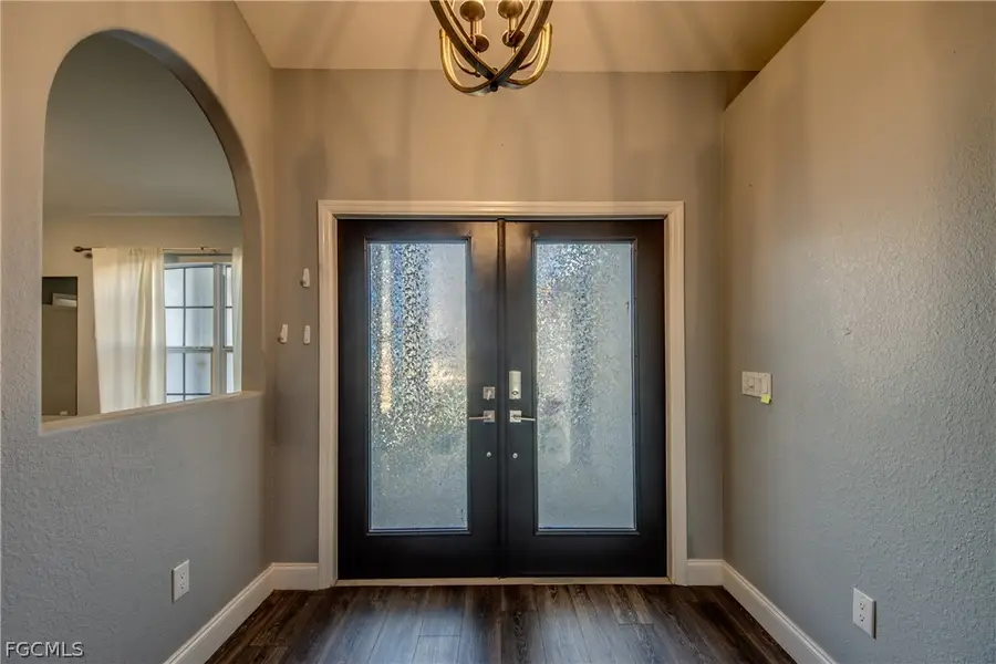 823 SW 10th Street, Cape Coral, FL 33991 - #3