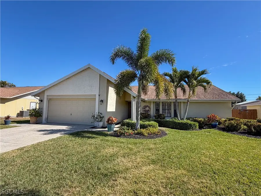611 SE 20th Place, Cape Coral, FL 33990 - #3