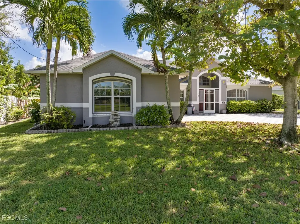 209 SE 20th Court, Cape Coral, FL 33990 - #1