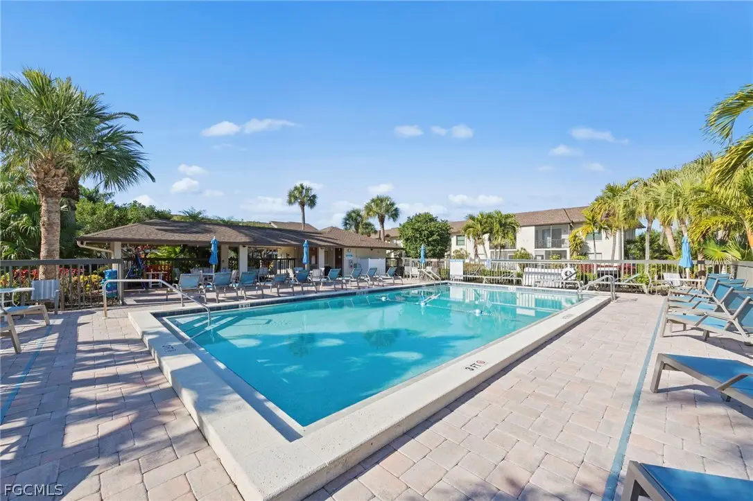 9305 Lake Park Drive #102, Fort Myers, FL 33919 - Image #1