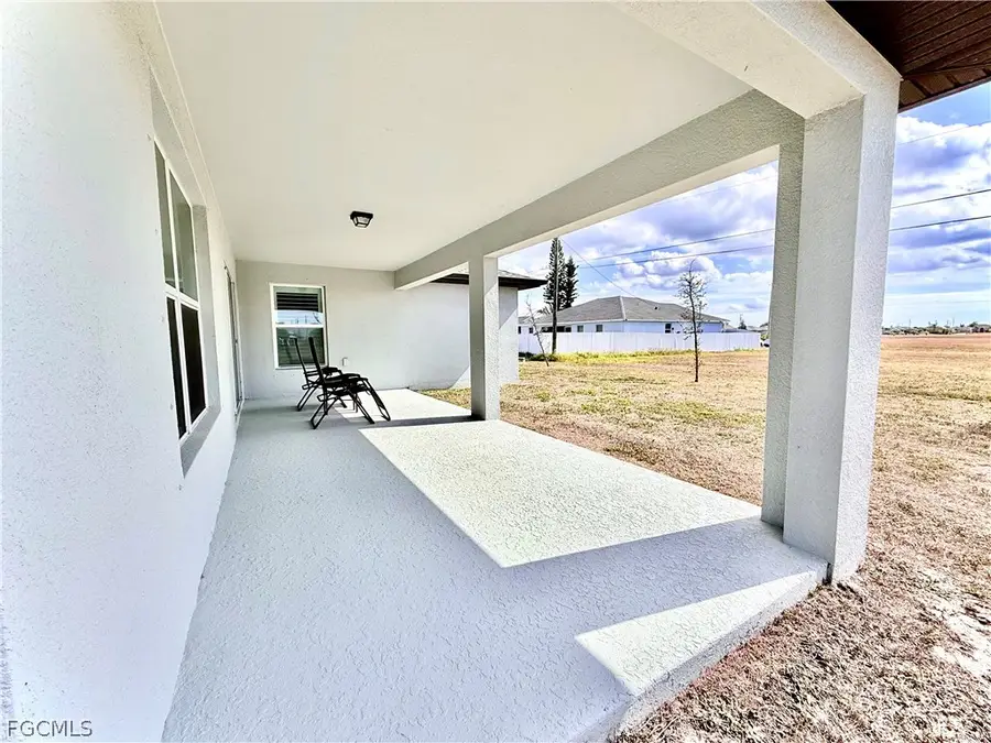 428 NW 13th Terrace, Cape Coral, FL 33993 - #2