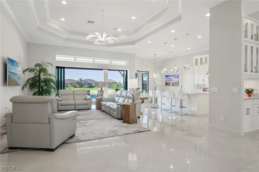 9345 Tulipano Terrace, Naples, FL 34119 - #3