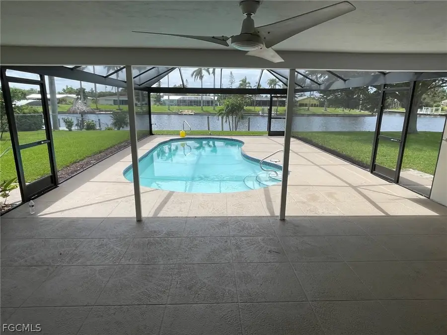 1040 SE 43rd Street, Cape Coral, FL 33904 - #2