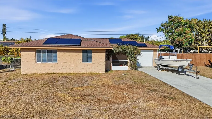 885 Entrada Drive S, Fort Myers, FL 33919 - Image #3