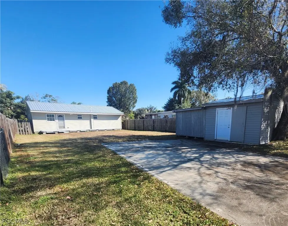 2248 Marina Park Drive, Fort Myers, FL 33905 - Image #1