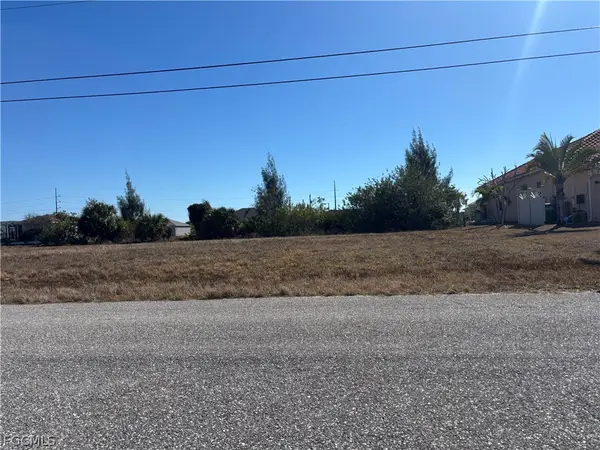 416 NW 9th Street, Cape Coral, FL 33993