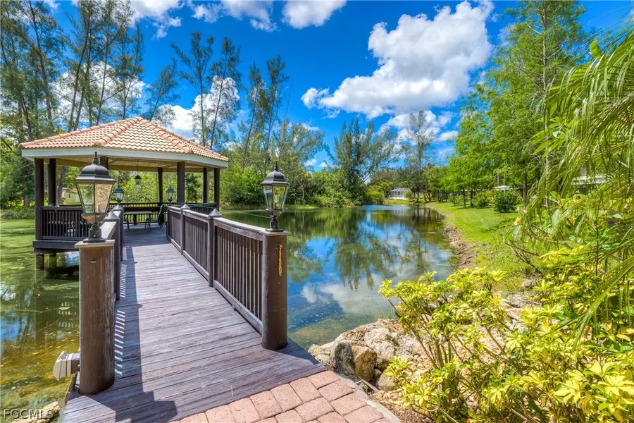 10061 Lake Cove Drive #302, Fort Myers, FL 33908 - Image #3