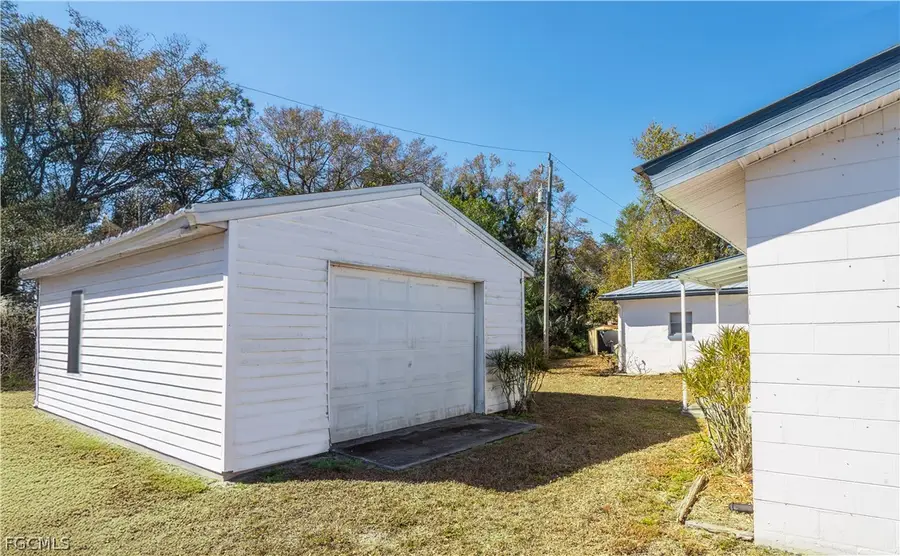 3732 Richard Road, North Fort Myers, FL 33903 - #3