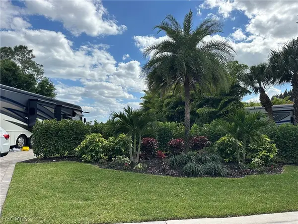 13893 Golden Palms Circle, Fort Myers, FL 33913