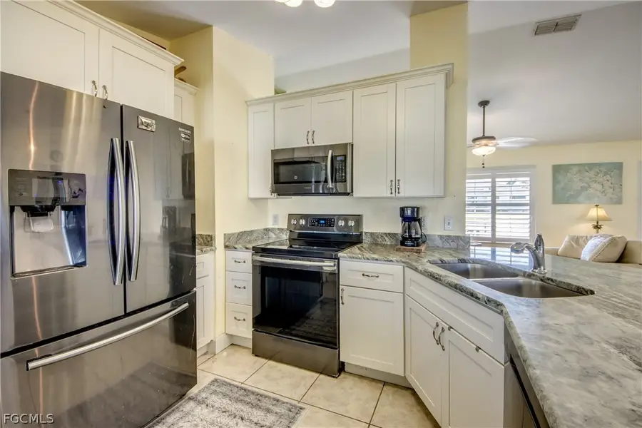 4136 SW 9th Place, Cape Coral, FL 33914 - #2