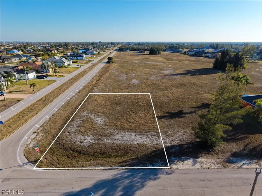 4002 NW 22nd Street, Cape Coral, FL 33993 - #2