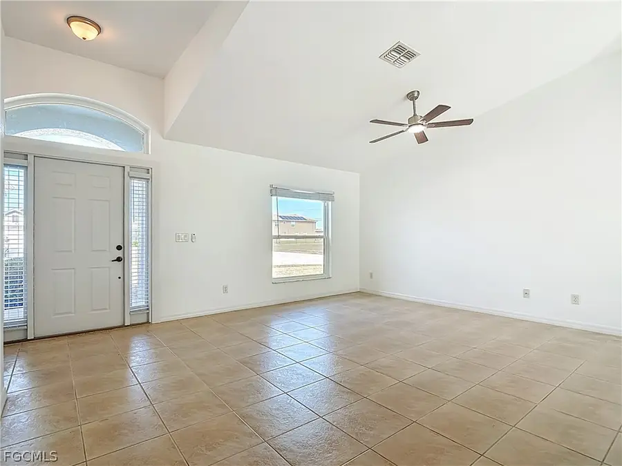 1723 NE 2nd Place, Cape Coral, FL 33909 - #3