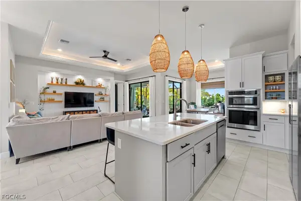 427 NW 37th Avenue, Cape Coral, FL 33993