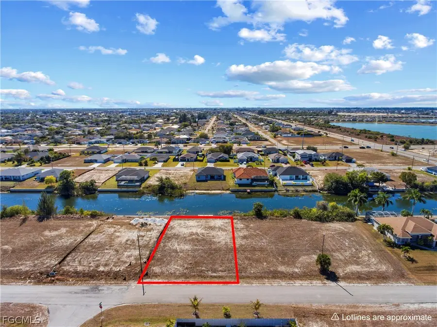 704 NW 9th Street, Cape Coral, FL 33993 - Image #3