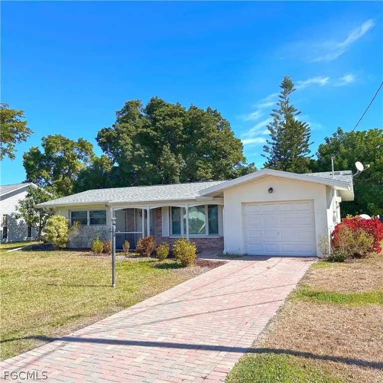 3639 SE 8th Place, Cape Coral, FL 33904 - Image #1