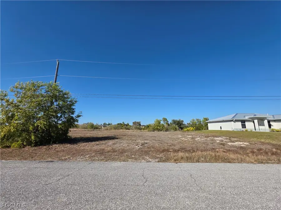 429 NW 14th Street, Cape Coral, FL 33993 - #3