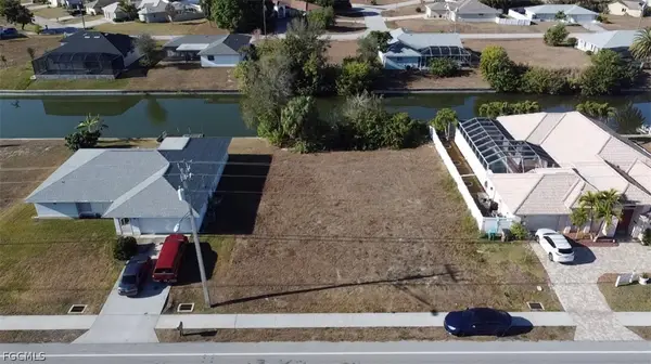 312 Nicholas Parkway E, Cape Coral, FL 33990