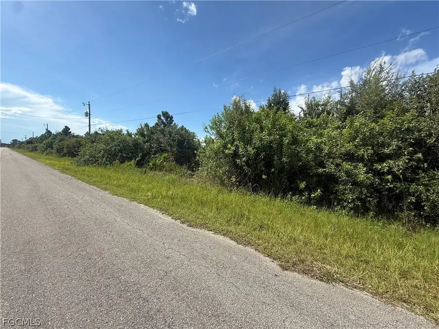 1229 Belgrave Street, Fort Myers, FL 33913 - Image #2