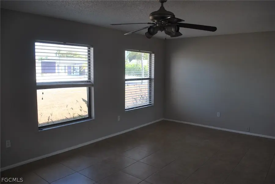 1424 Carmelle Drive, Fort Myers, FL 33919 - Image #2