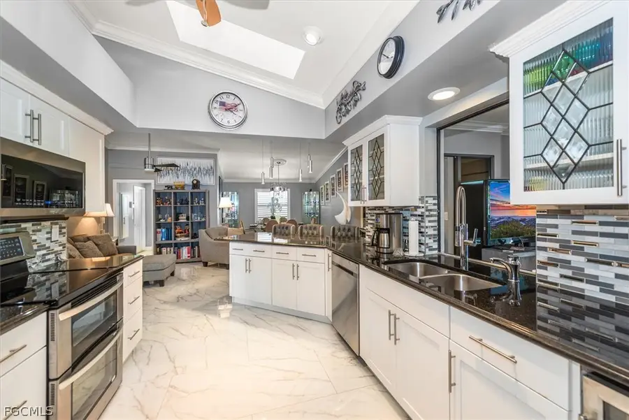 619 SE 22nd Street, Cape Coral, FL 33990 - Image #3