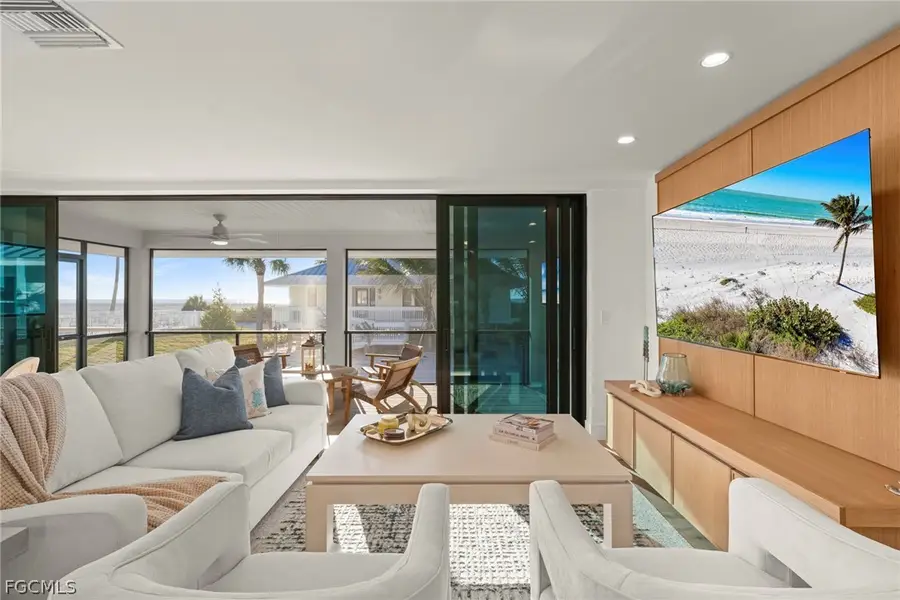 25 Beach Homes, Captiva, FL 33924 - #2