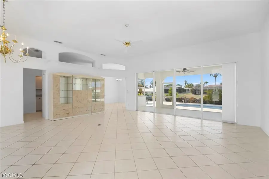 4416 SE 10th Place, Cape Coral, FL 33904 - #3