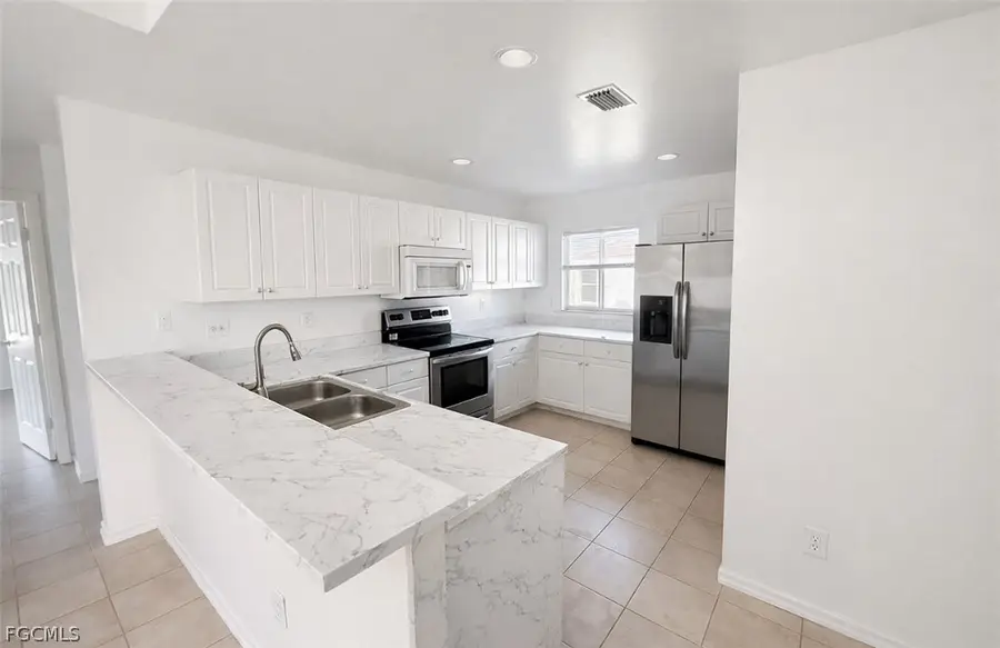 809 Sea Urchin Circle, Fort Myers, FL 33913 - #2