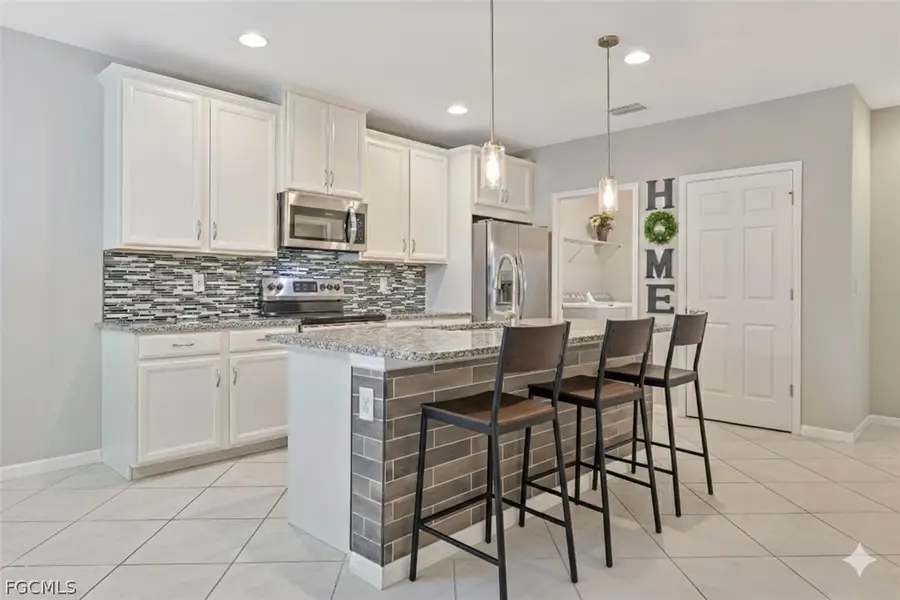 4390 Dutchess Park Road, Fort Myers, FL 33916 - #2