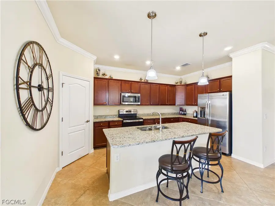 3514 E Hampton Circle, Alva, FL 33920 - #3