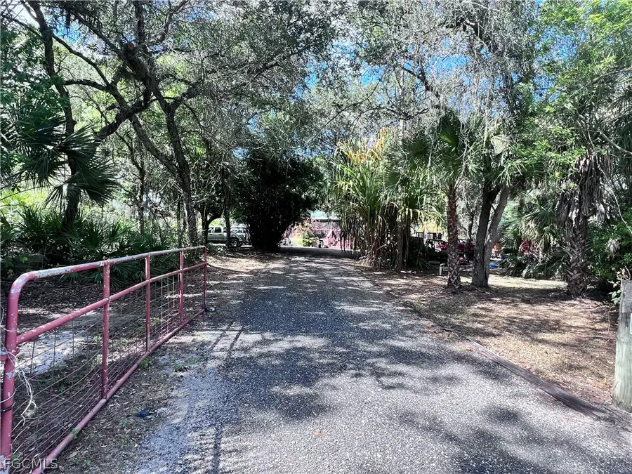 680 S Arboleda Street, Clewiston, FL 33440 - #2