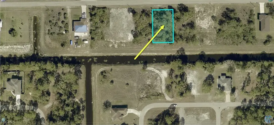 960 Lakeside Drive, Lehigh Acres, FL 33974 - #2
