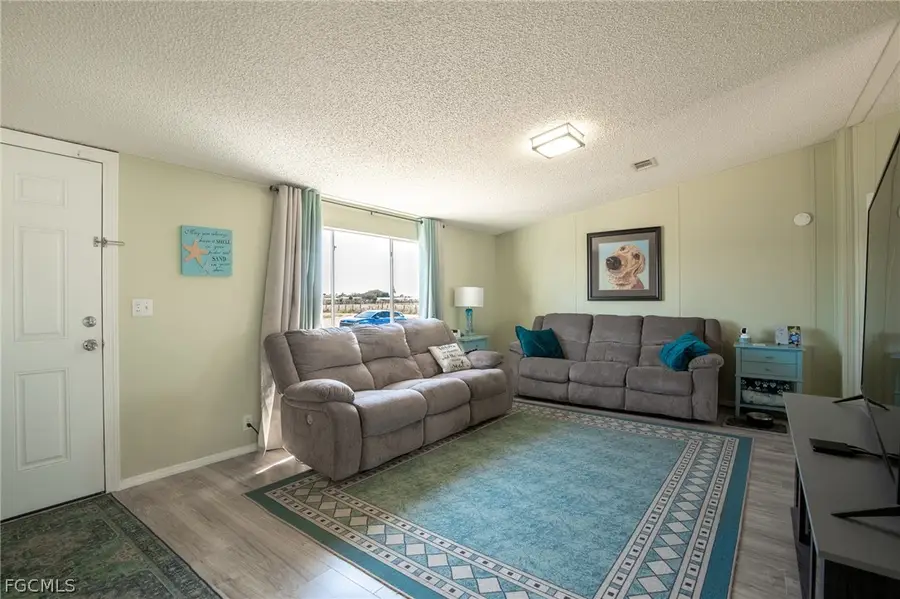 1572 Joshua Boulevard, Clewiston, FL 33440 - #2