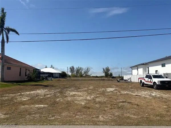 110 NW 39th Avenue, Cape Coral, FL 33993