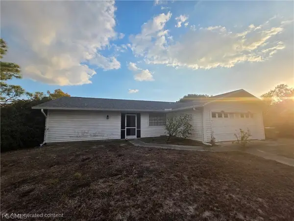 518 Jacaranda Parkway E, Cape Coral, FL 33909