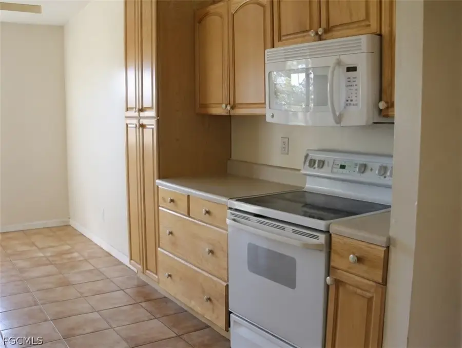 518 Jacaranda Parkway E, Cape Coral, FL 33909 - #2