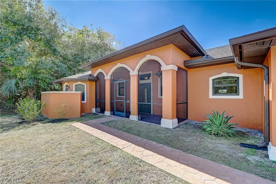 718 Arundel Circle, Fort Myers, FL 33913 - #3