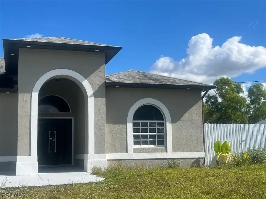 725 Castlestone Avenue S, Lehigh Acres, FL 33974 - #2