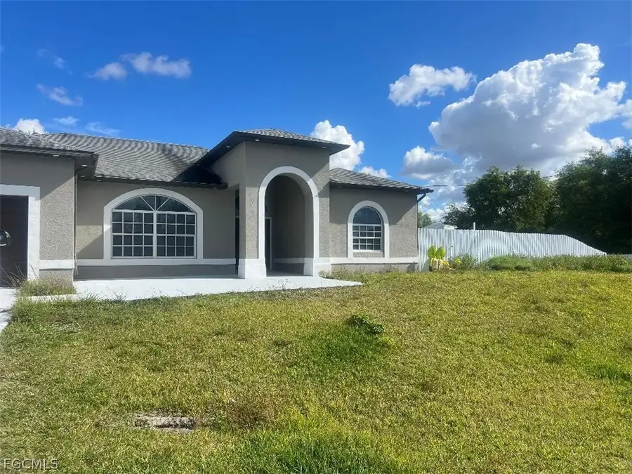 725 Castlestone Avenue S, Lehigh Acres, FL 33974 - #3