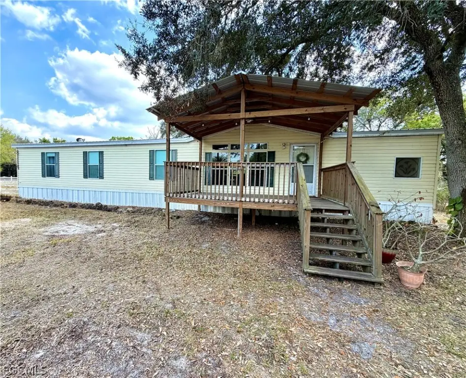 5395 W State Rd 80, Labelle, FL 33935 - #1
