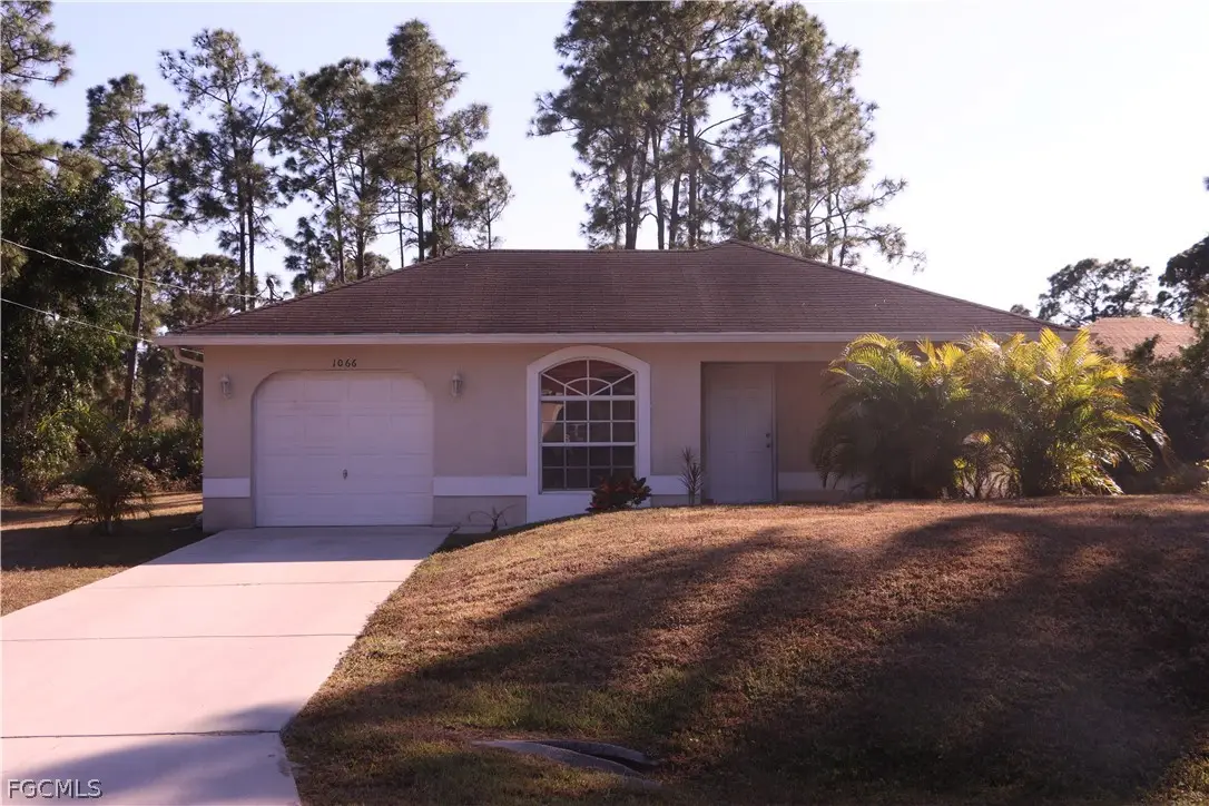 1066 Barnett Street E, Lehigh Acres, FL 33974 - #1