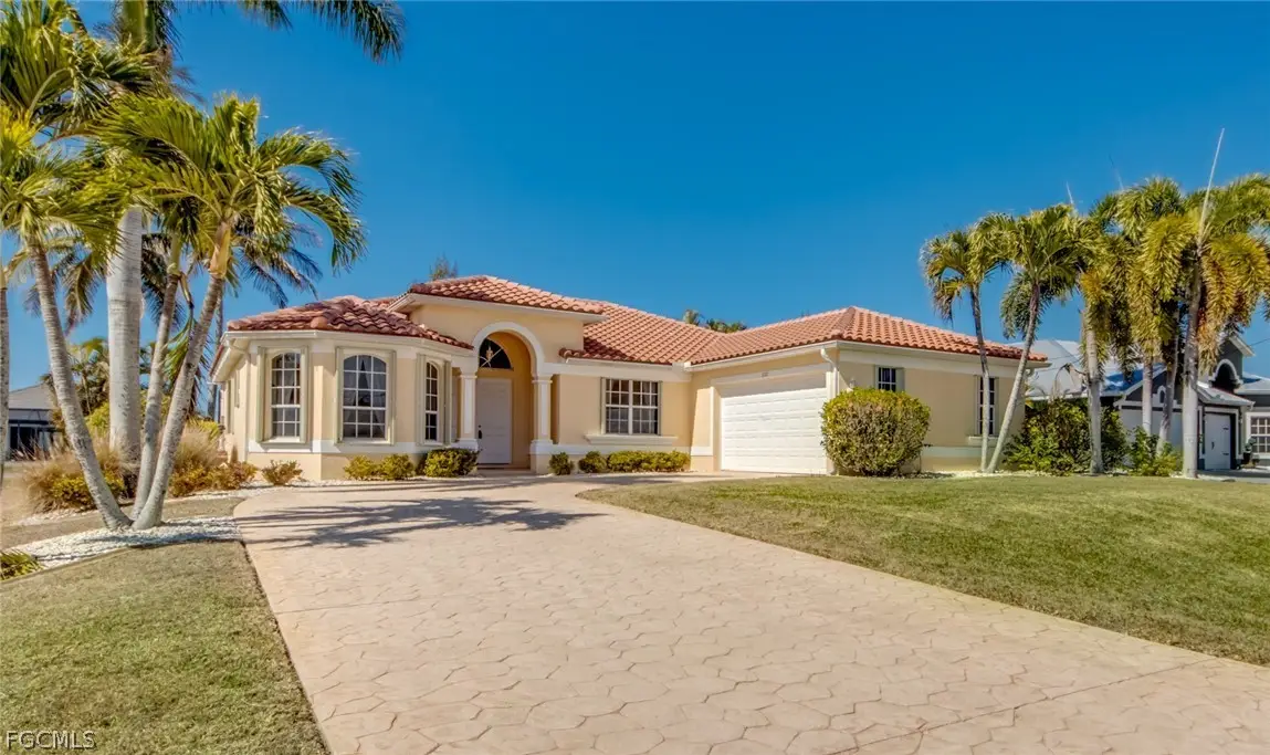 1132 SW 18th Avenue, Cape Coral, FL 33991 - #1