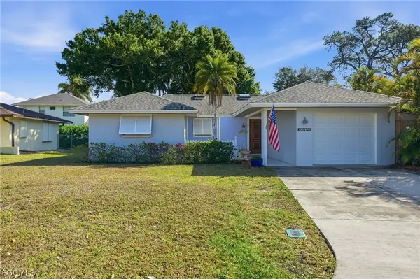 2500 10th Street N, Naples, FL 34103